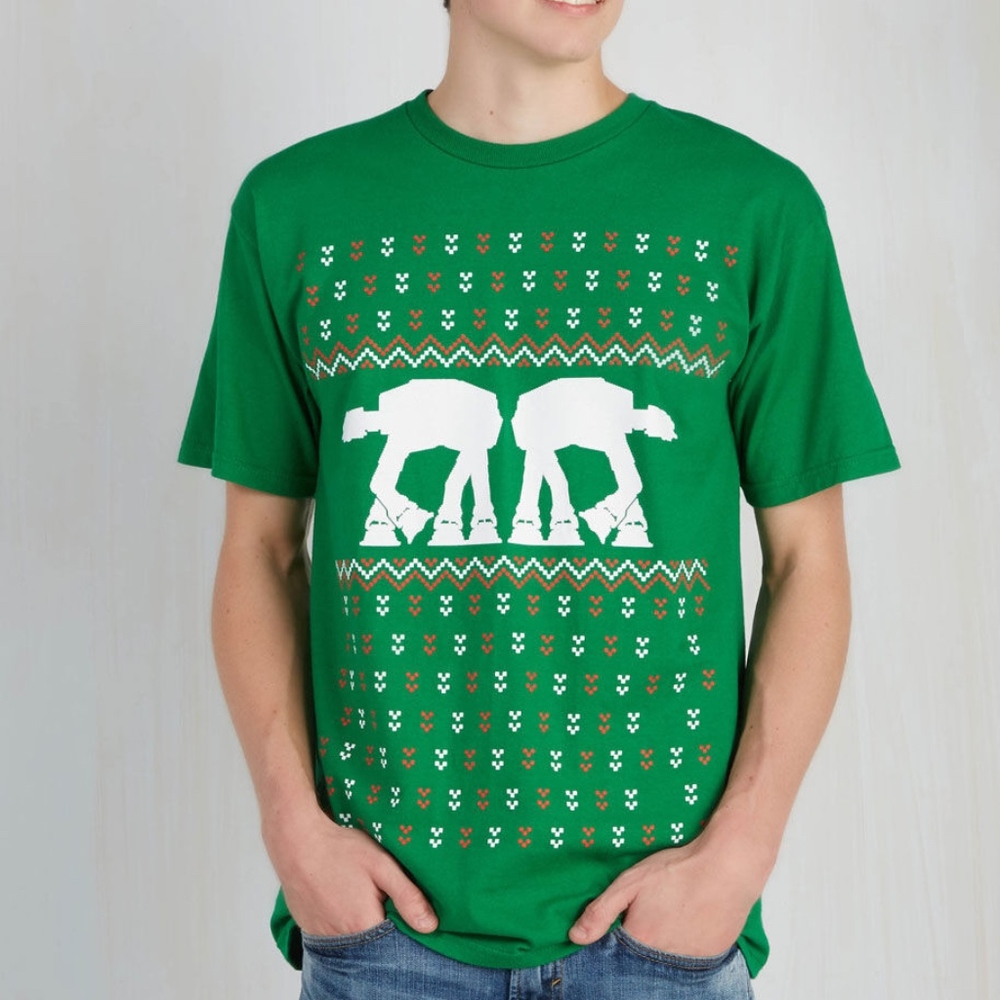 NWT Modcloth Star Wars Christmas Tee